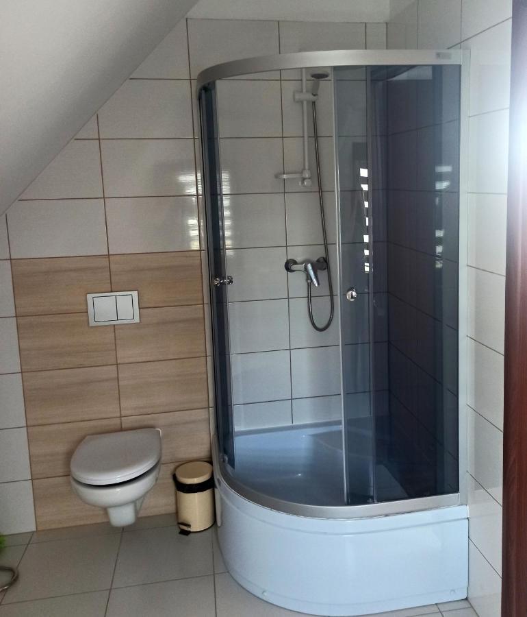 Wynajem Pokoi Wiki Apartment Mikołajki Екстериор снимка